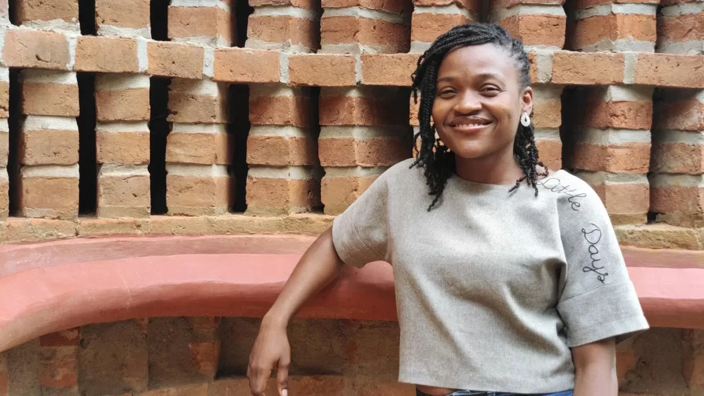 Esther Oke - Nigeria - 25