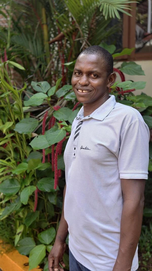 Emmanuel_Portrait_04-06-2026-1